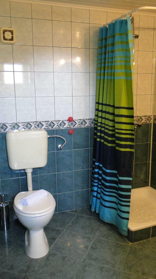 פומורי Stemak Hotel מראה חיצוני תמונה
